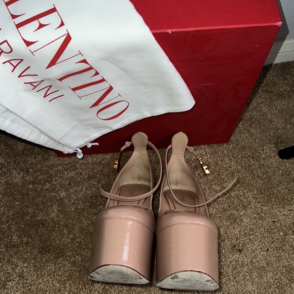 VALENTINO GARAVANI TAN-GO PLATFORM PUMP IN PATENT LEATHER 155 MM Rose color - Picture 13 of 15